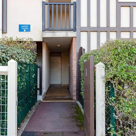 Thalassa By Interhome *